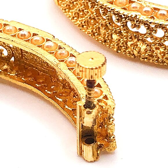 Set of 2 Vintage Gold Tone Filigree Hinged Bangle Bracelets - Picture 8 of 15